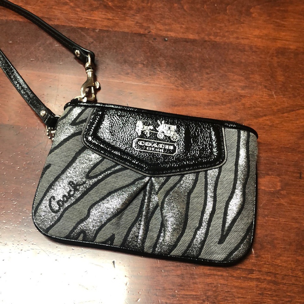 Coach Zebra Wristlet EUC!!